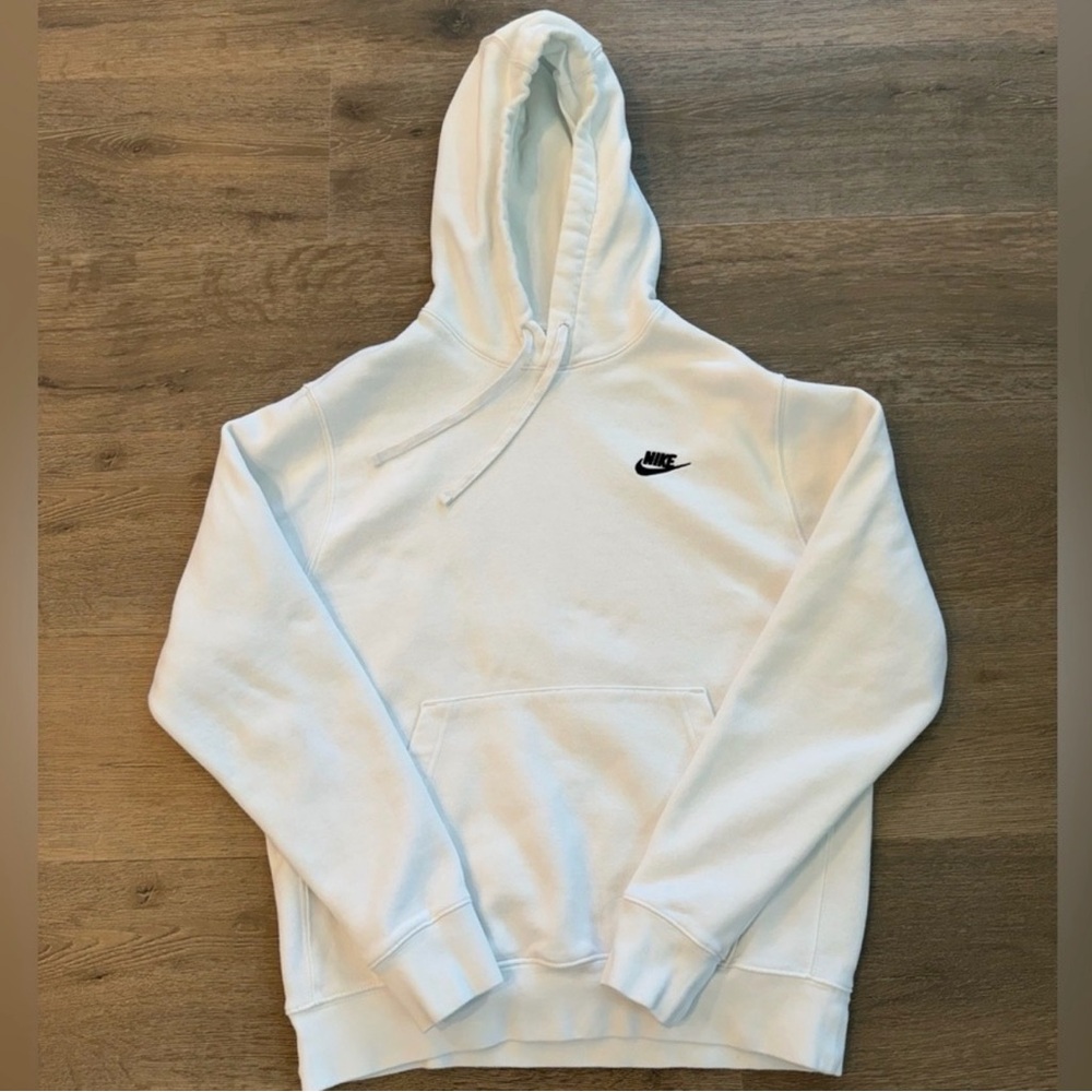 Nike Women’s Pullover Hoodie Classic Black White Spell Out Retro Vintage Style